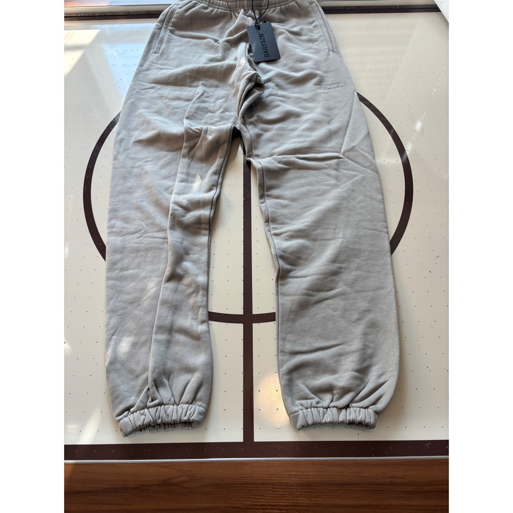 DAILYSZN SZN PNT Grey Mist Sweatpants Mens Size S DSW10019 NWT Joggers